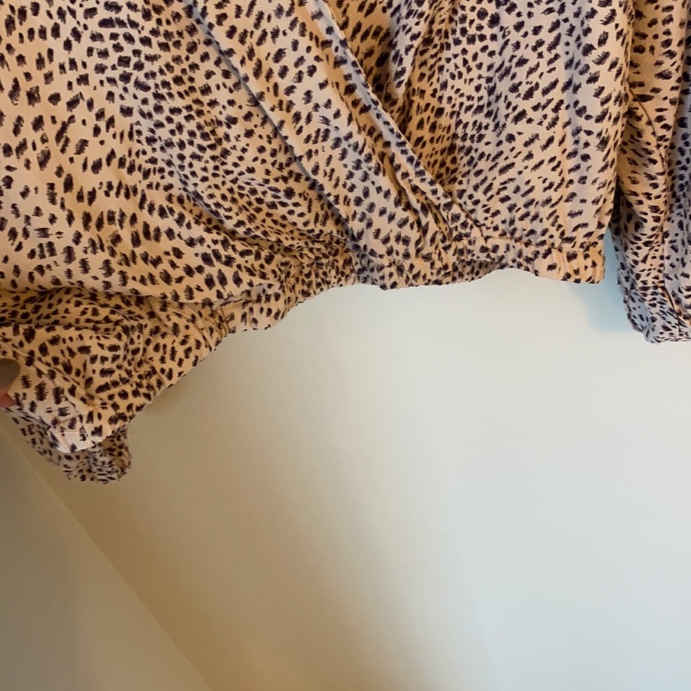 Leopard crop top - Picture 2 of 3